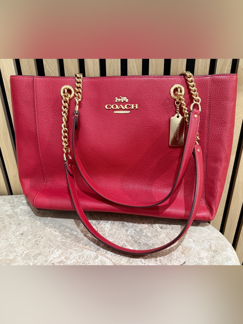 COACH womens Cammie Chain Tote in Red Apple
